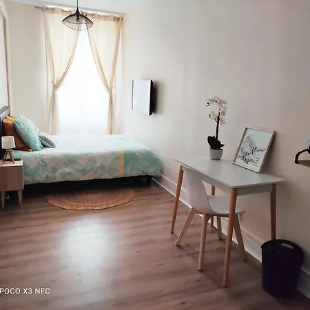 157m2, 4 Chambres, 4 Salles De Bains, 2 Wc, 2 Parkings En Hypercentre Valence (Drome)