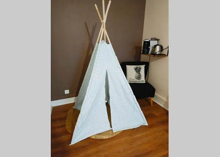 Apartman 157m2, 4 Chambres, 4 Salles De Bains, 2 Wc, 2 Parkings En Hypercentre