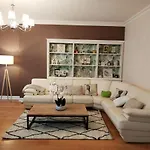 157m2, 4 Chambres, 4 Salles De Bains, 2 Wc, 2 Parkings En Hypercentre Apartment *